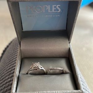 People’s wedding set